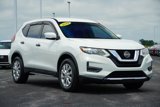 Used 2019 Nissan Rogue S image 2