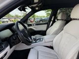 Used 2019 BMW X5 xDrive40i w/ Executive Package image 2