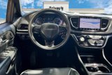 Used 2021 Chrysler Pacifica Limited w/ S Appearance Package image 5