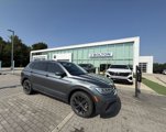 Used 2022 Volkswagen Tiguan SE image 2