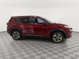 Used 2021 Nissan Rogue SV image 2