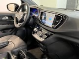 New 2025 Chrysler Pacifica Select w/ Uconnect Theater Family Group image 4