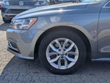 Used 2017 Volkswagen Passat 1.8T S image 2