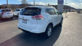 Used 2015 Nissan Rogue SV w/ SV Premium Package image 5