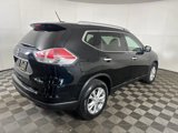 Used 2015 Nissan Rogue SV image 3