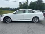 Used 2017 Volkswagen Passat 1.8T SE image 4