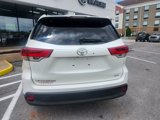 Used 2017 Toyota Highlander XLE image 5