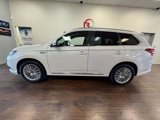 Used 2019 Mitsubishi Outlander SEL image 2