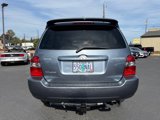Used 2005 Toyota Highlander 4WD V6 w/ 3rd Row image 5