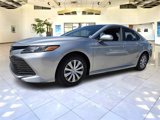 Used 2019 Toyota Camry LE image 3
