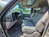 Used 2005 GMC Yukon XL SLT w/ SLT Preferred Equipment Group image 3