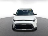 Used 2023 Kia Soul LX w/ LX Technology Package image 3