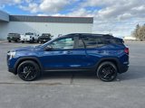 Used 2023 GMC Terrain SLE w/ Driver Convenience Package image 3