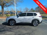 Used 2022 Nissan Rogue SV image 2