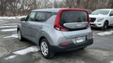 Used 2022 Kia Soul LX image 4