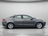 Used 2018 Ford Fusion S image 2
