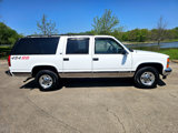 Used 1999 Chevrolet Suburban 2500 w/ Preferred Equipment Group 3 image 4