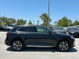 Used 2022 Audi Q5 2.0T Premium w/ Convenience Package image 4