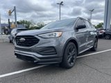 Certified 2022 Ford Edge SE w/ Black Appearance Package image 2