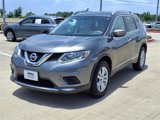 Used 2014 Nissan Rogue SV image 2