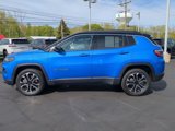 Used 2023 Jeep Compass Limited image 3