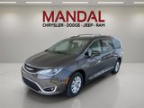 Used 2019 Chrysler Pacifica Touring-L image 2