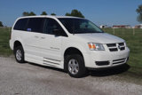 Used 2010 Dodge Grand Caravan SE image 2