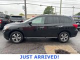 Used 2019 Nissan Pathfinder SV image 4