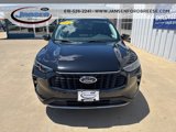 Used 2023 Ford Escape Platinum image 2