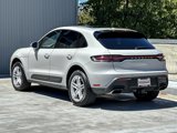 Certified 2024 Porsche Macan image 3