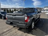 Used 2019 Nissan Titan SV image 6
