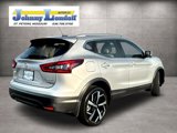 Used 2021 Nissan Rogue Sport SL w/ Premium Package image 2