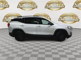 Used 2020 GMC Terrain SLT w/ Elevation Edition image 4