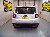 Used 2017 Jeep Renegade Latitude w/ Cold Weather Group image 5