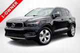 Used 2022 Volvo XC40 T5 Momentum image 3