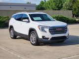 Used 2022 GMC Terrain SLT image 3