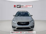 Used 2022 Chrysler Pacifica Touring-L image 2