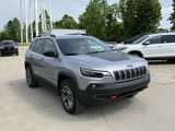 Used 2022 Jeep Cherokee Trailhawk image 4