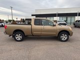 Used 2004 Nissan Titan SE image 4