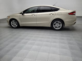 Used 2018 Ford Fusion SE w/ Fusion SE Technology Package image 3