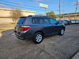 Used 2010 Toyota Highlander 2WD image 3