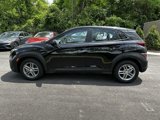 Certified 2022 Hyundai Kona SE w/ Cargo Package image 3