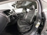 Used 2016 Volkswagen Golf SE image 4