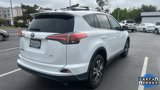 Used 2016 Toyota RAV4 LE image 2