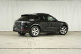 Certified 2021 Porsche Macan image 5