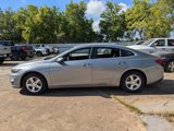 Used 2023 Chevrolet Malibu LT image 2