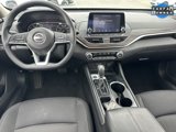 Used 2023 Nissan Altima 2.5 SV image 4