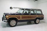Used 1987 Jeep Grand Wagoneer image 2