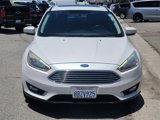 Used 2017 Ford Focus Titanium image 2