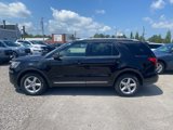 Used 2019 Ford Explorer XLT image 3